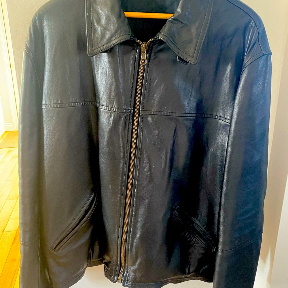 Scuola Del Cuoio Vintage Handmade Leather Jacket.  Excellent shape and verysoft